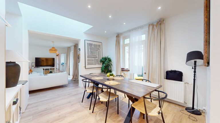 7253691_74621957.jpg